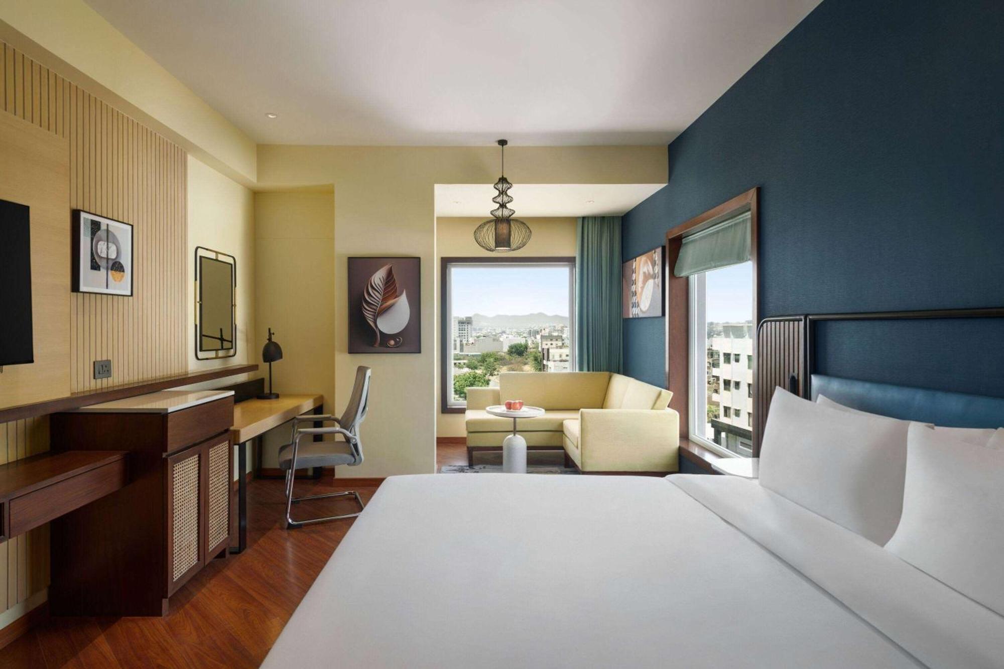 Ramada Encore By Wyndham Udaipur Roopnagar Exterior foto