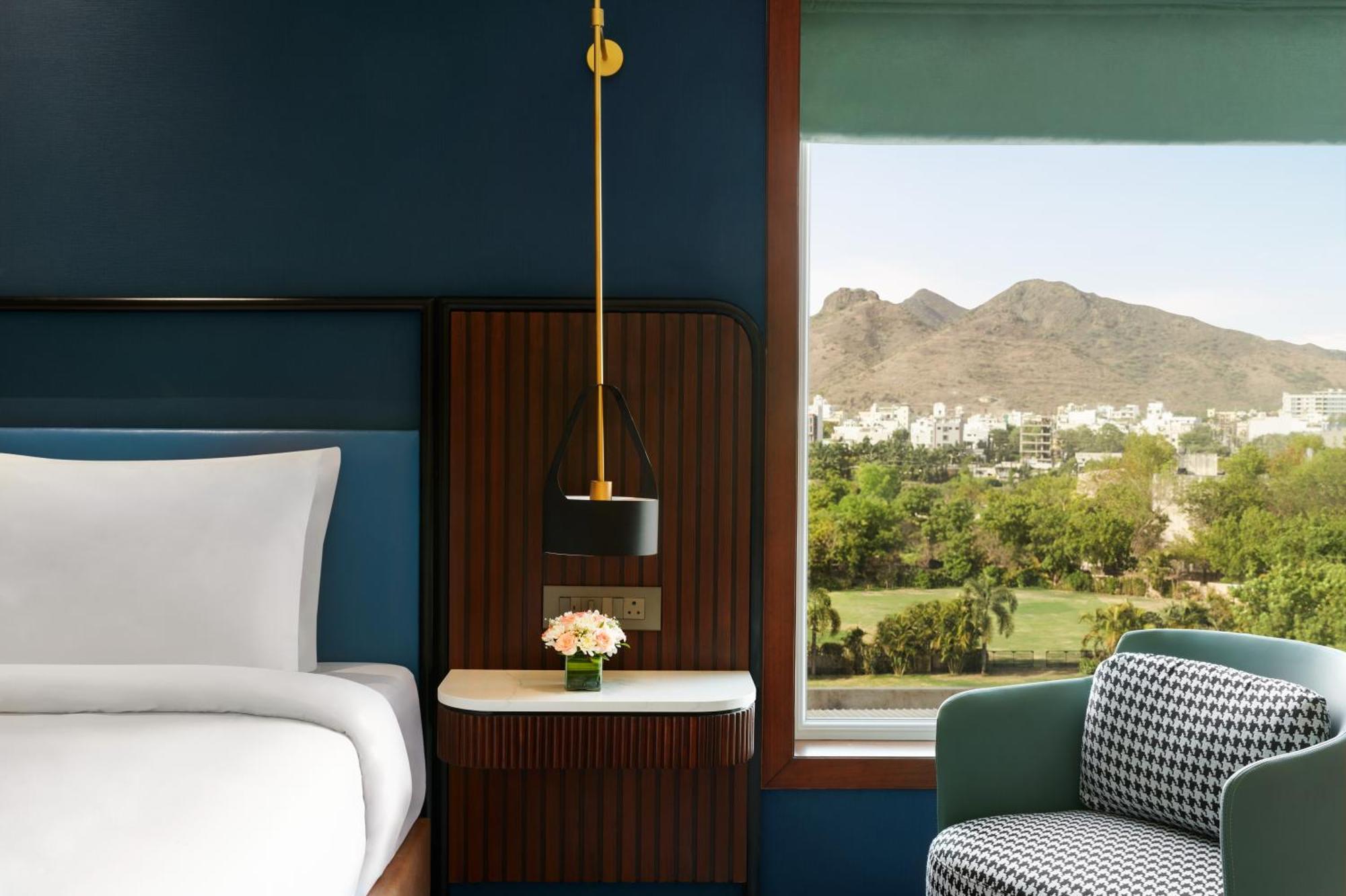 Ramada Encore By Wyndham Udaipur Roopnagar Exterior foto